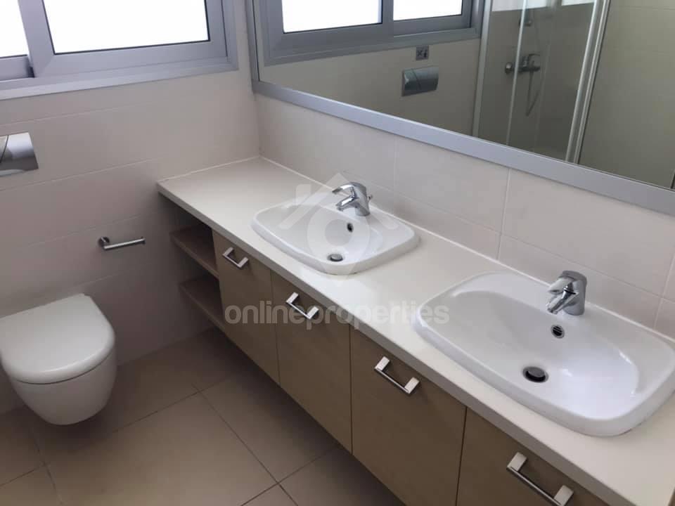 To change image, hover mouse over thumbnails below