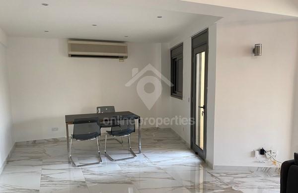 To change image, hover mouse over thumbnails below