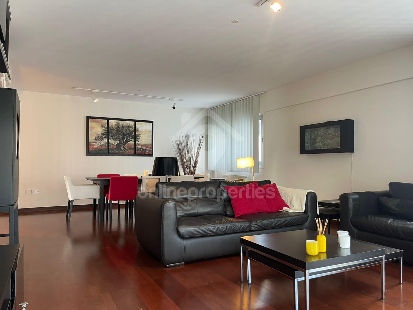 Furnished 3-bedroom apartment off Kennedy Avenue
