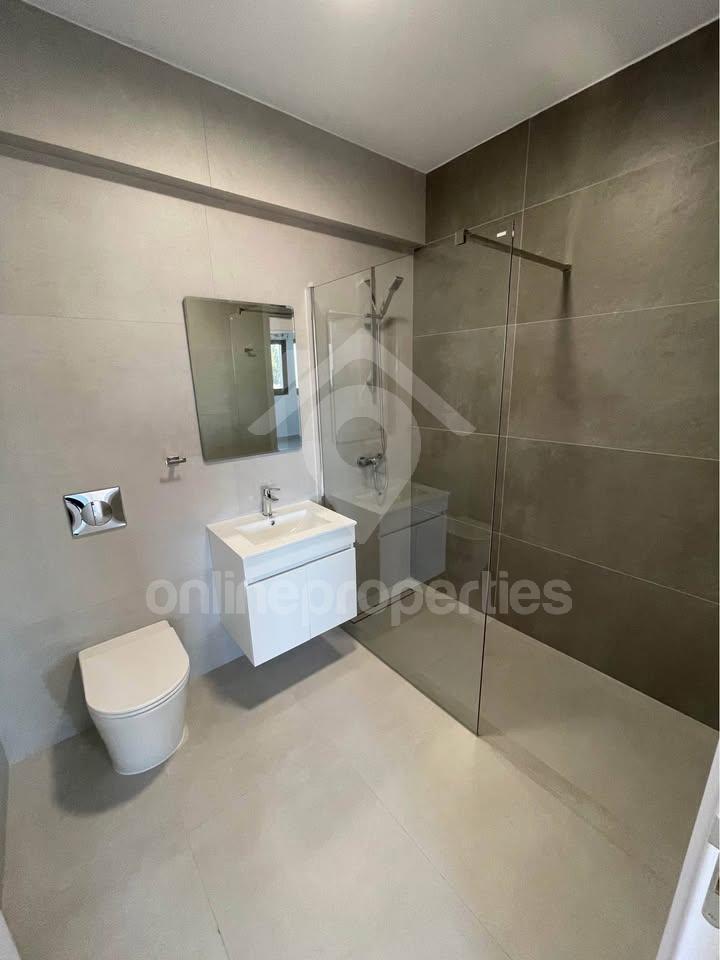 To change image, hover mouse over thumbnails below