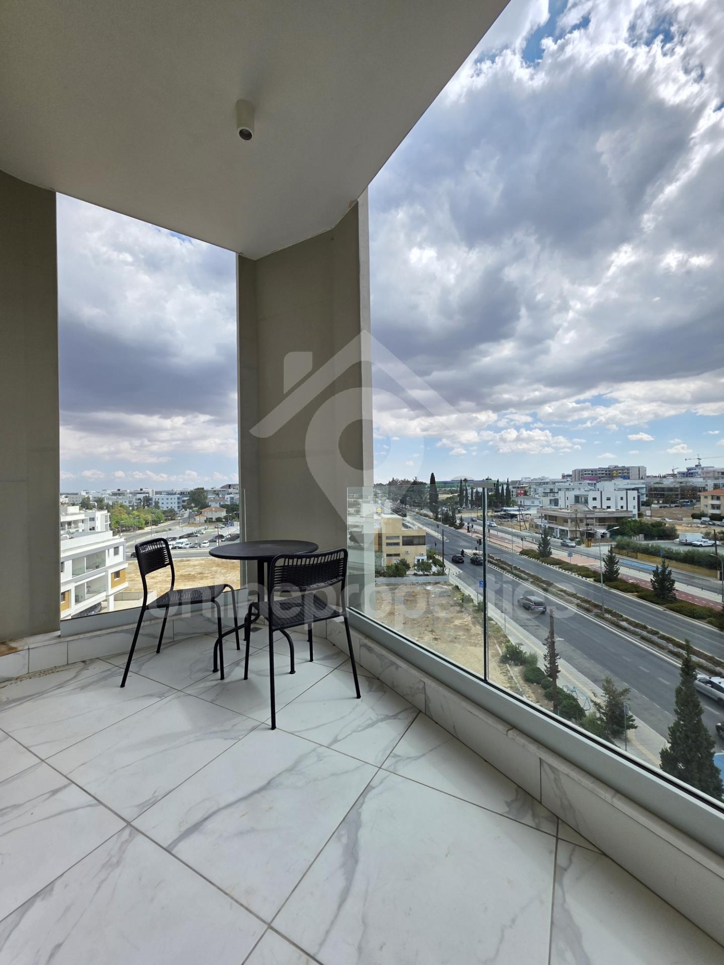 To change image, hover mouse over thumbnails below