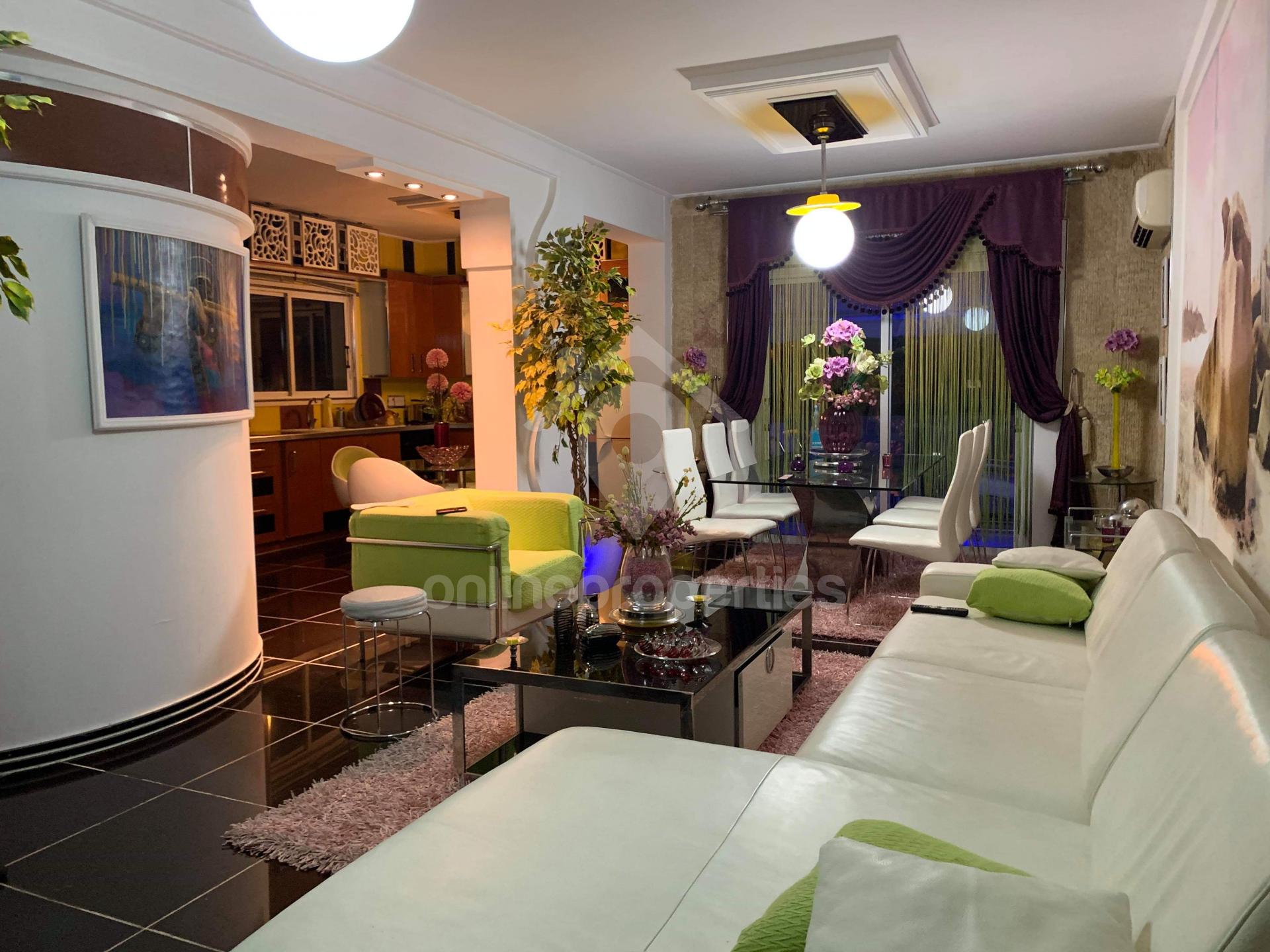 Beautifully Furnished Large One bedroom