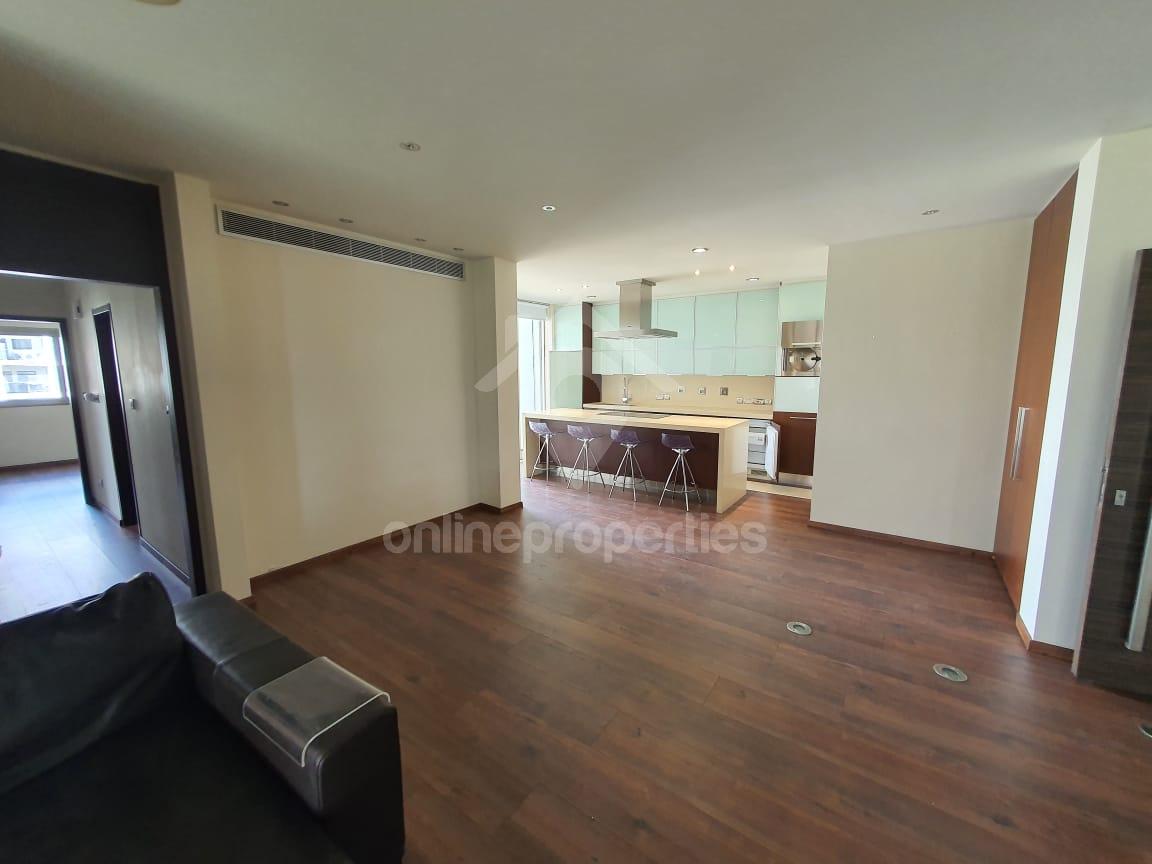 Luxury 2 bed in Acropolis