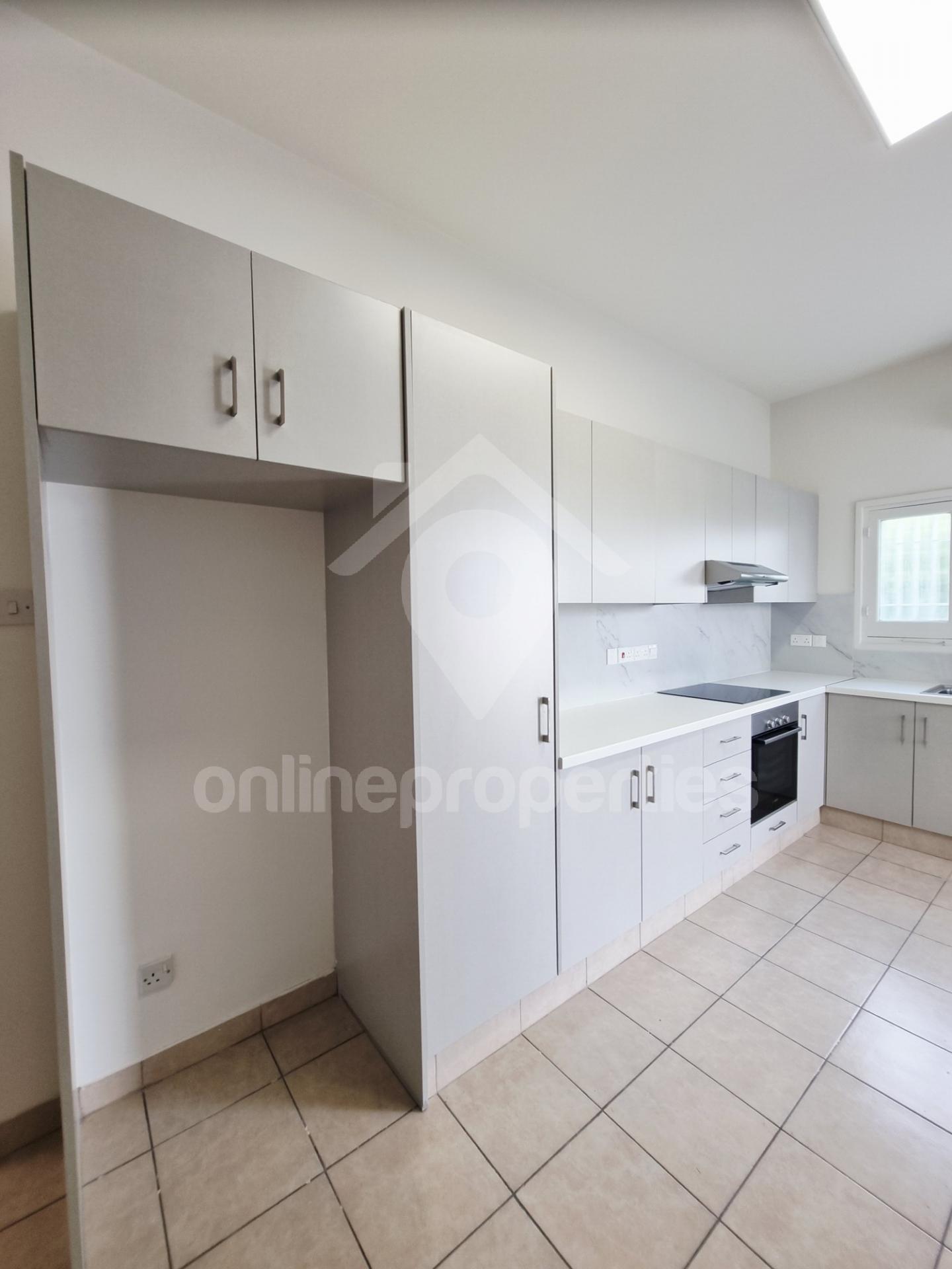 To change image, hover mouse over thumbnails below