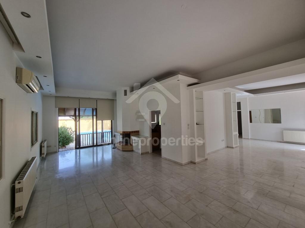 To change image, hover mouse over thumbnails below