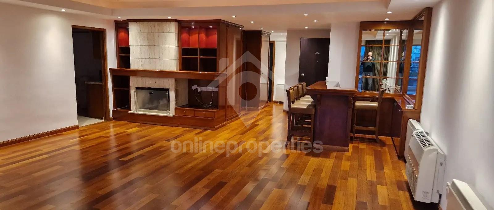 Three Bedroom Apartment near KPMG