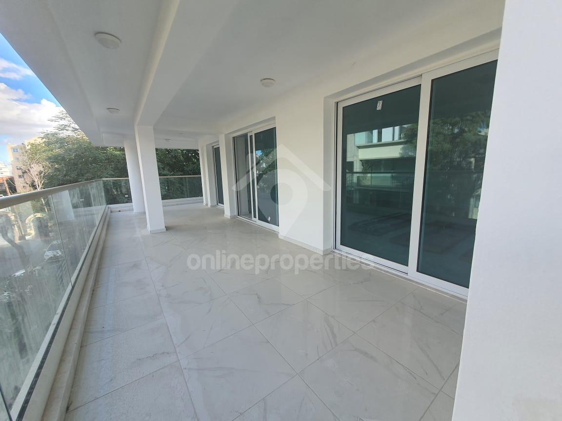 4 Bedroom Apartment near the US Embassy