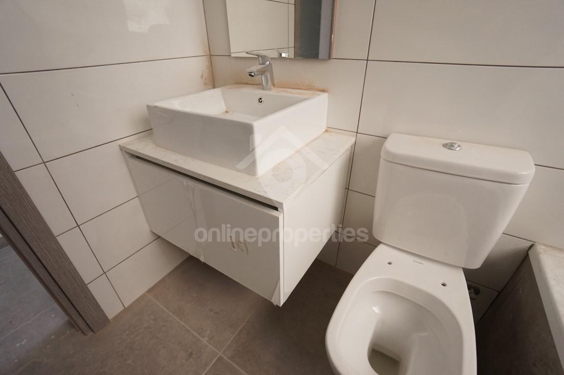 To change image, hover mouse over thumbnails below