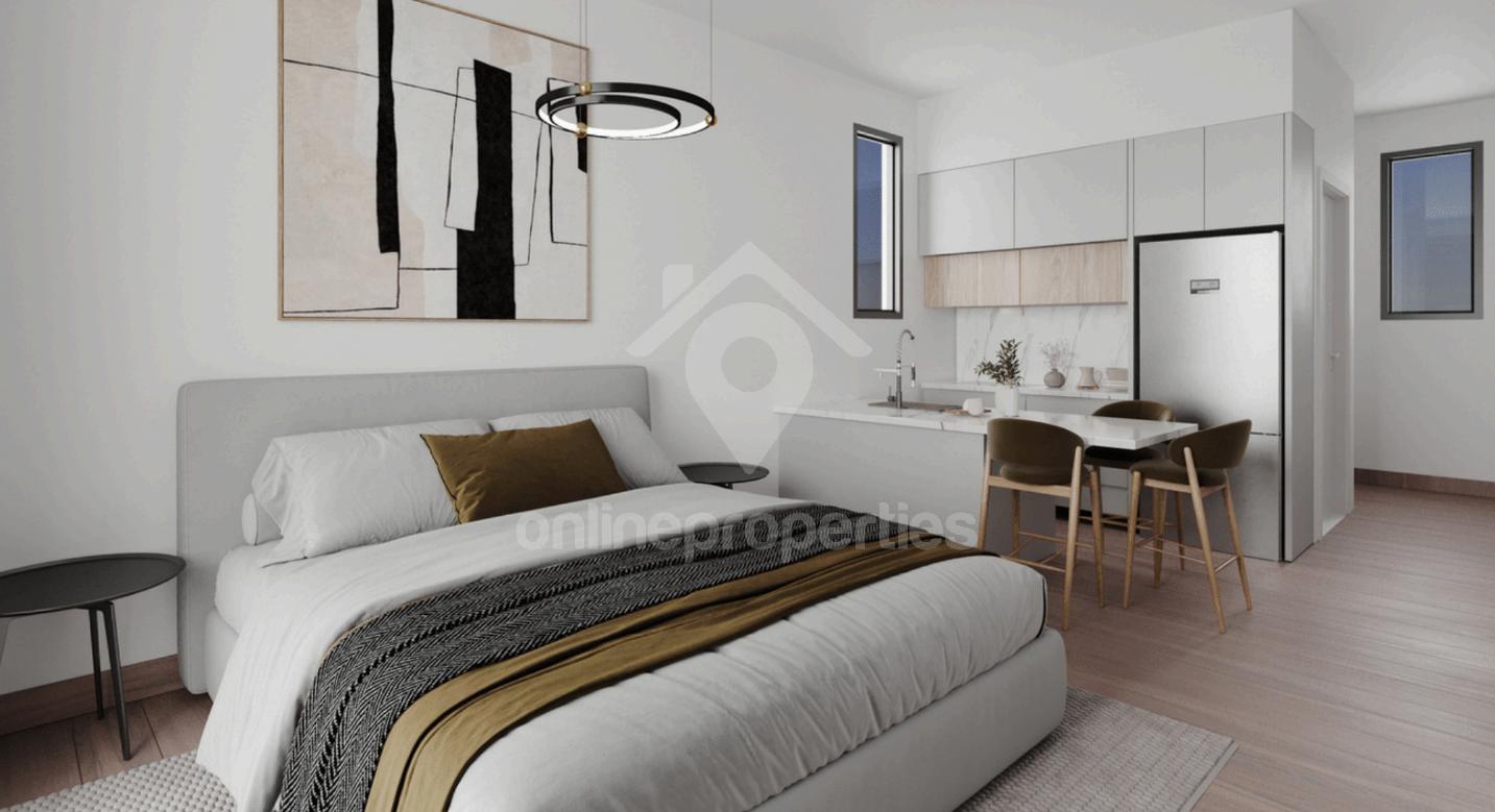 To change image, hover mouse over thumbnails below