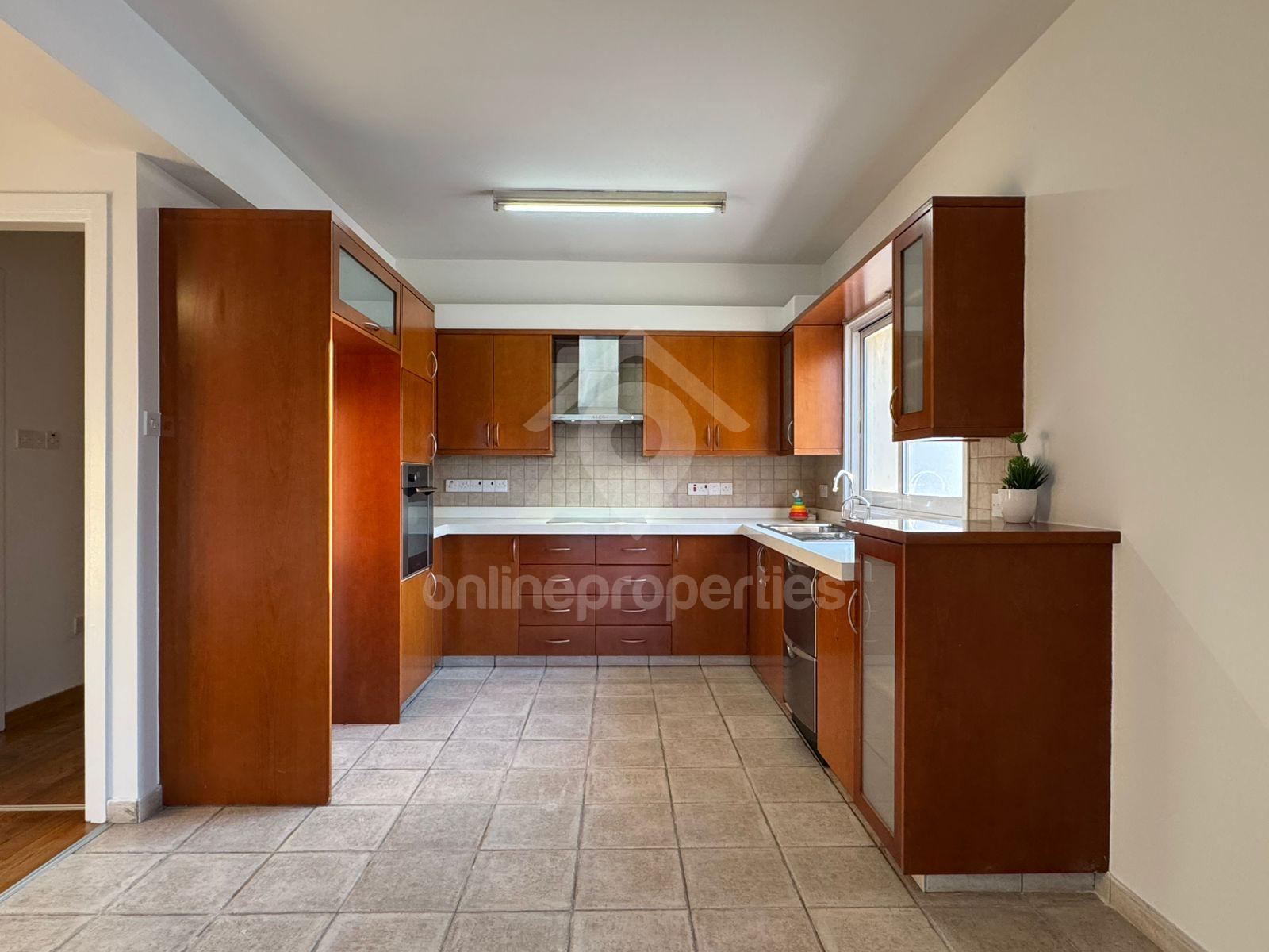 To change image, hover mouse over thumbnails below