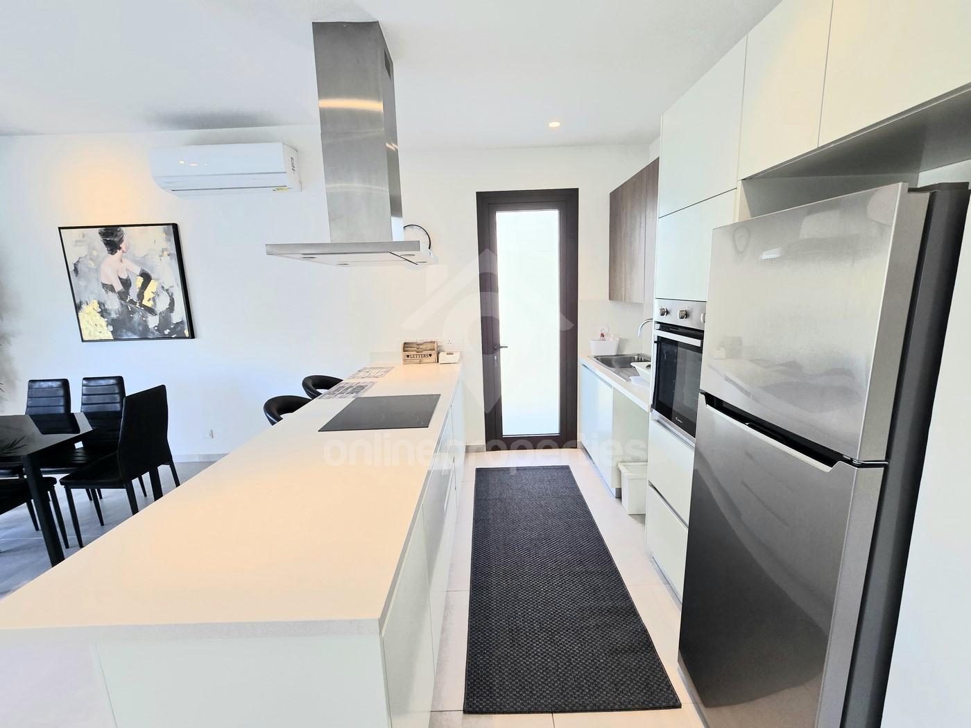 To change image, hover mouse over thumbnails below