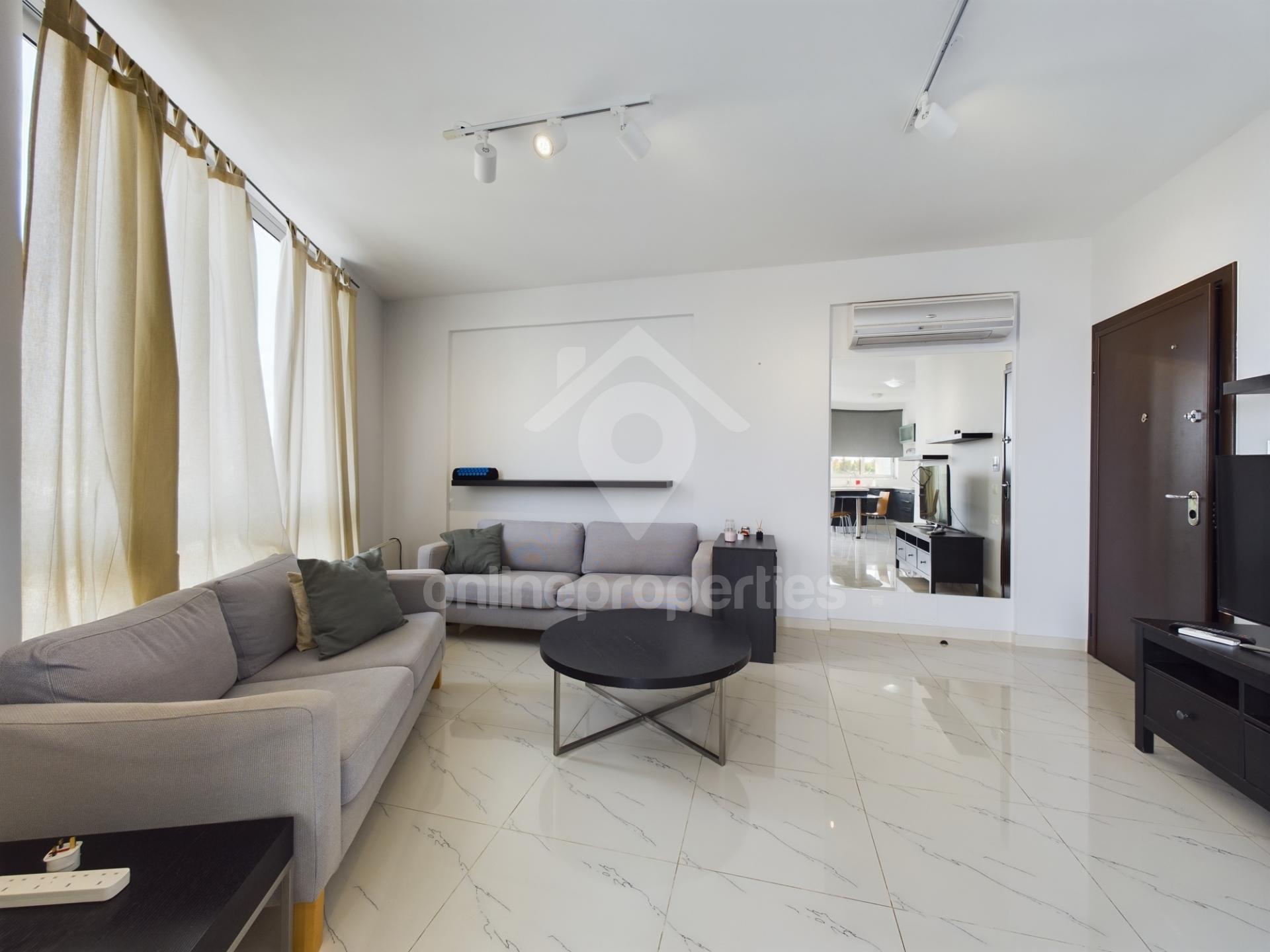 To change image, hover mouse over thumbnails below