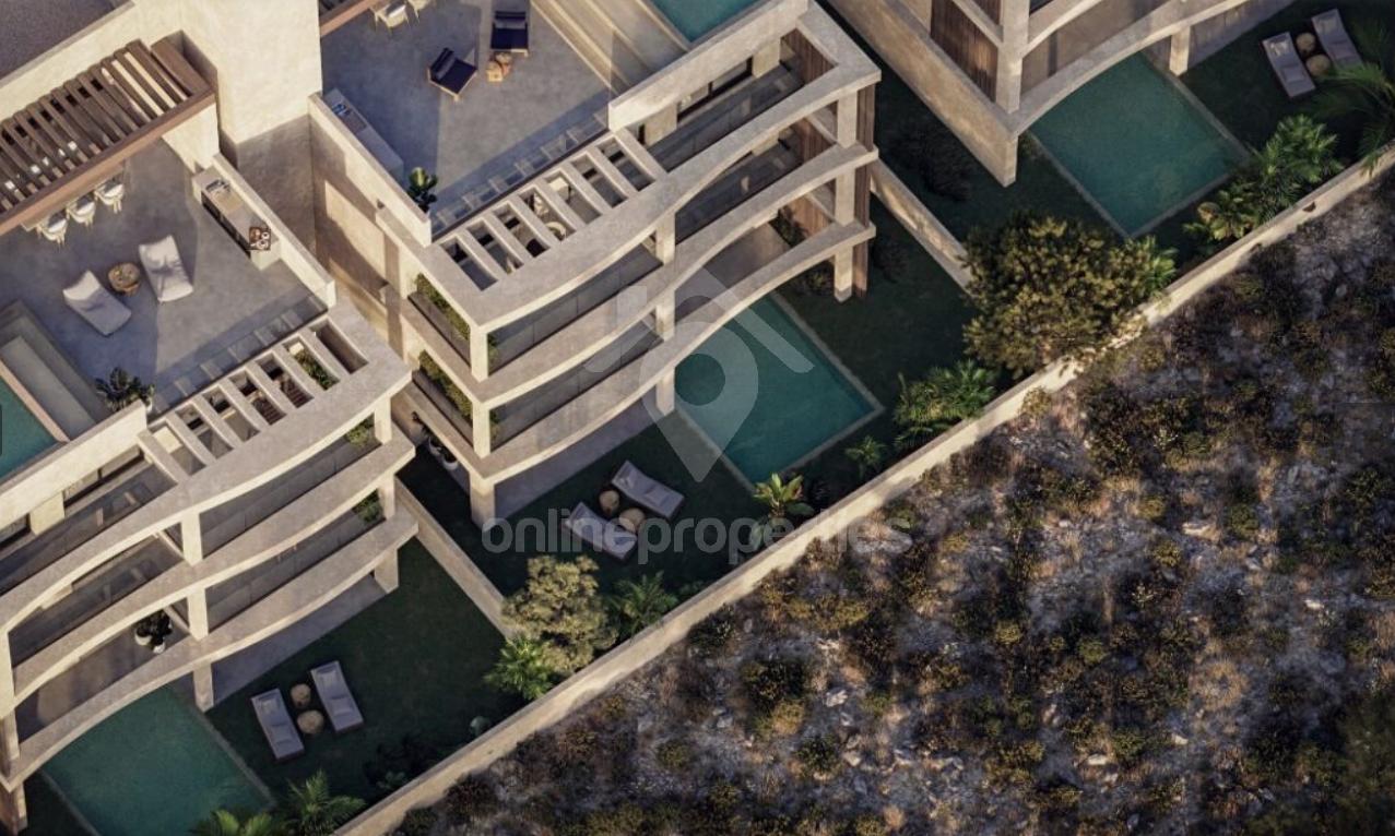 To change image, hover mouse over thumbnails below