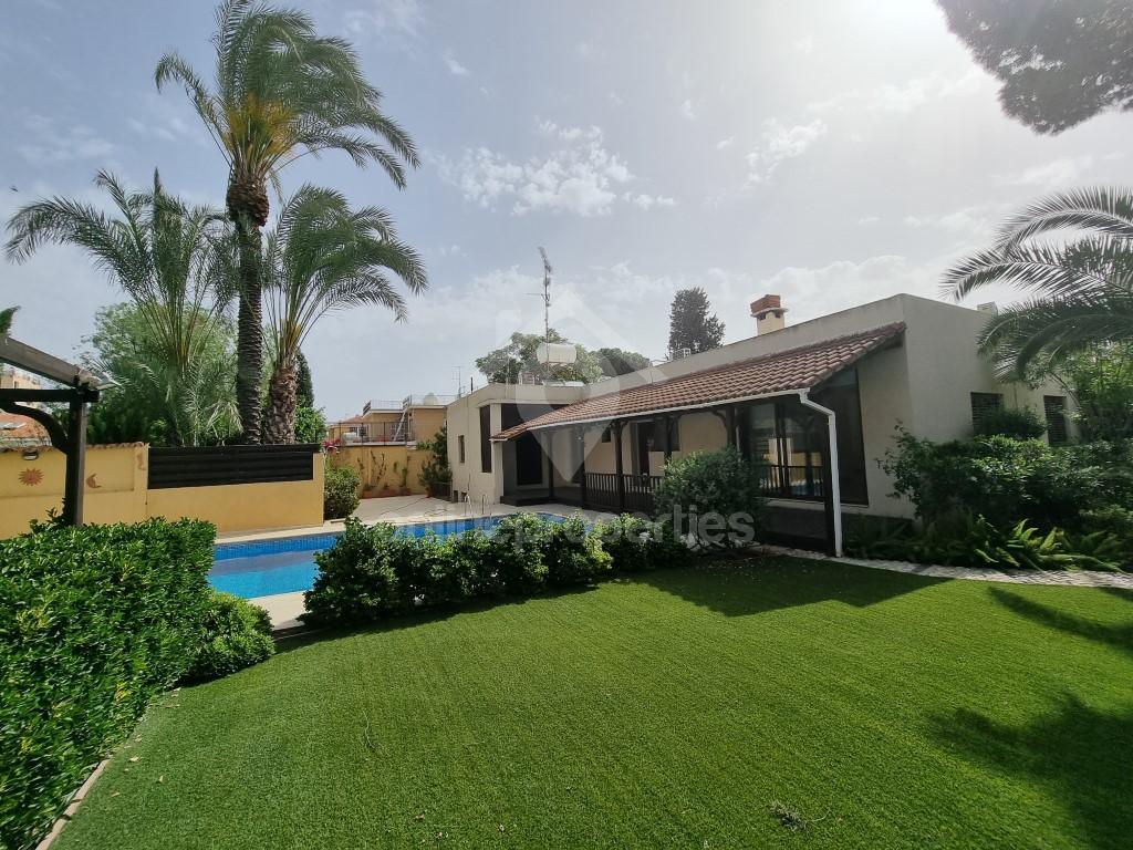 To change image, hover mouse over thumbnails below