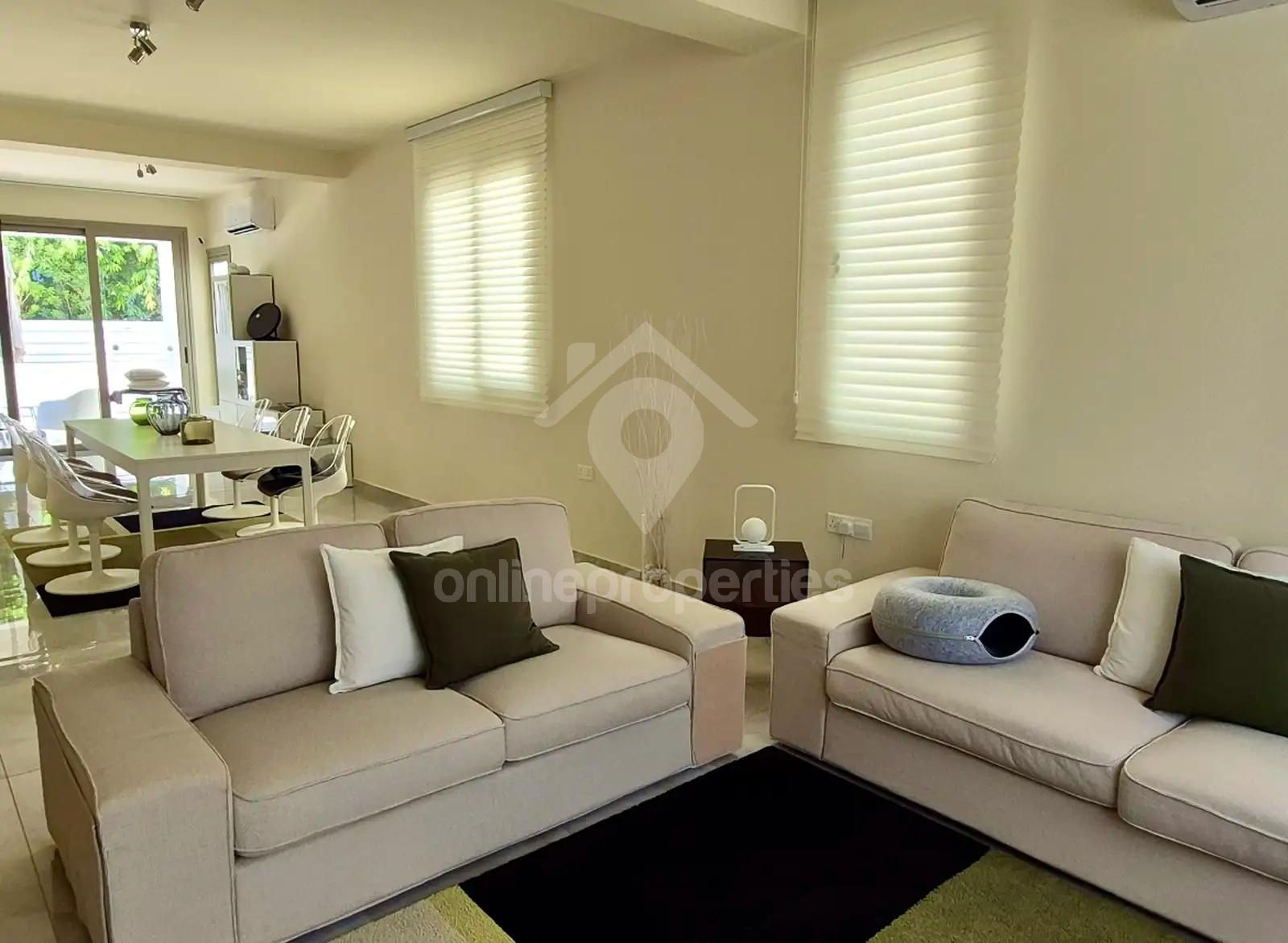 To change image, hover mouse over thumbnails below