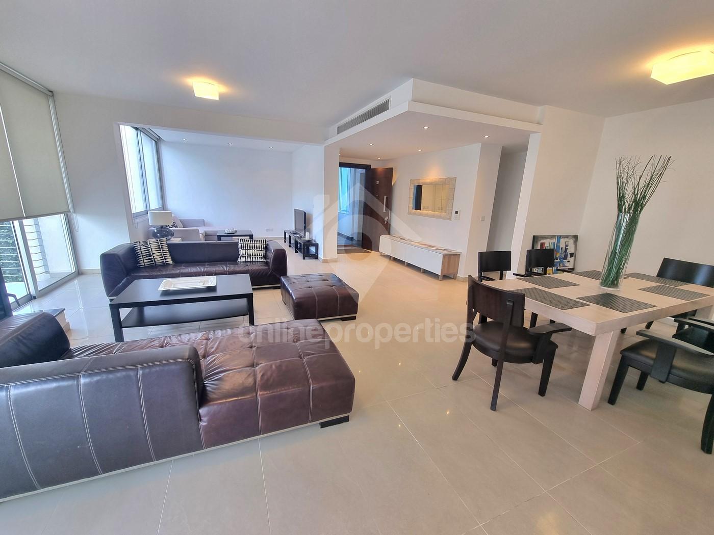 Nicely furnished 3-bedroom apartment with a service room included
