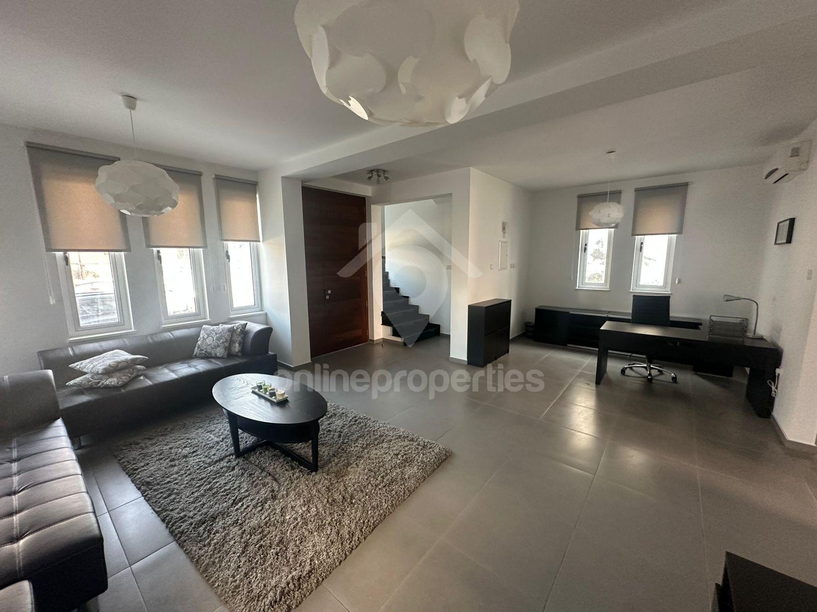 To change image, hover mouse over thumbnails below