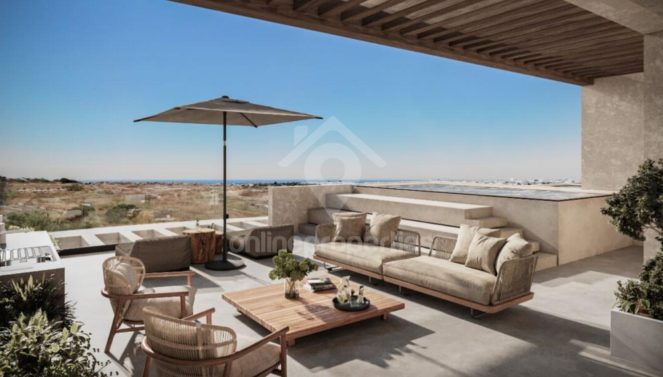 To change image, hover mouse over thumbnails below