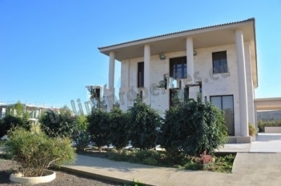 Seven Bedrooms Luxury Villa in Dali